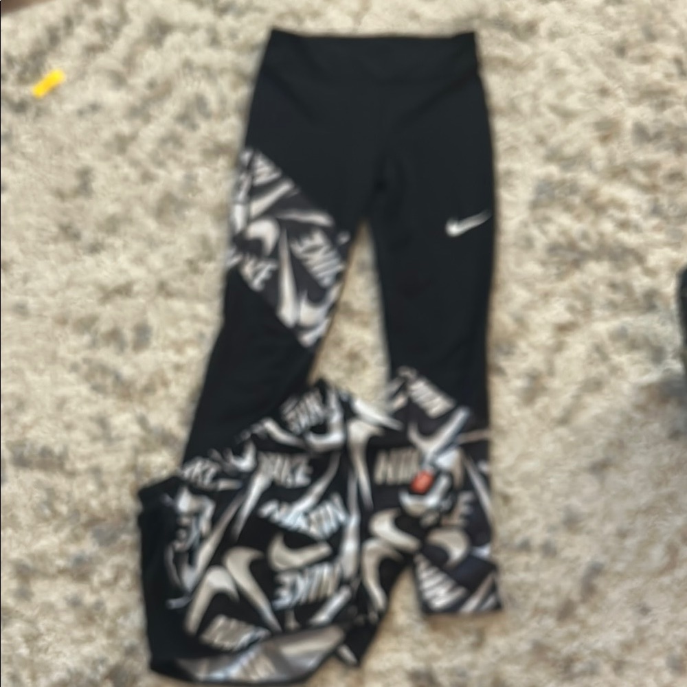 Nike Black and White shorts and leggings set
